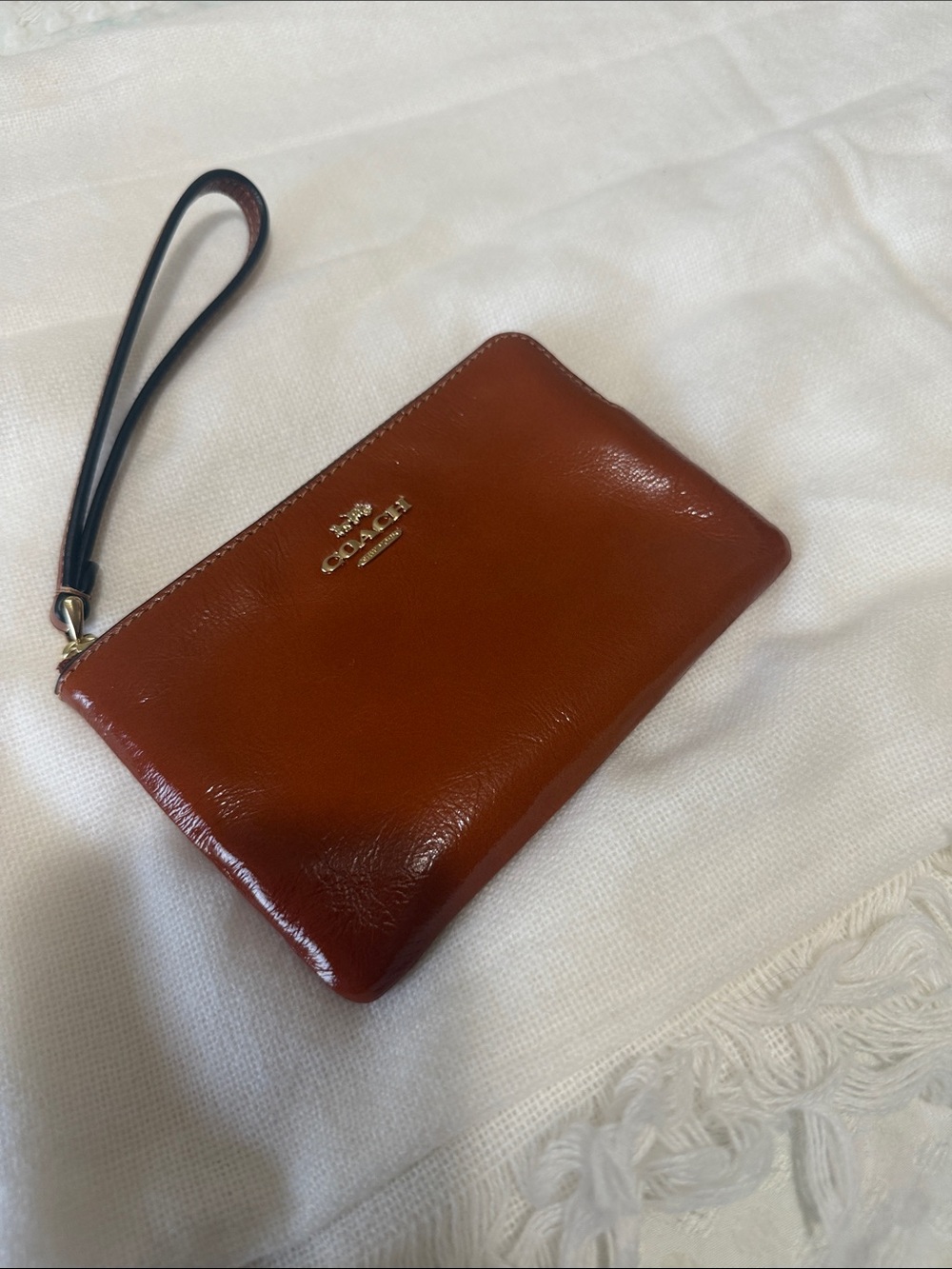 Coach Outlet Corner Zip Wristlet